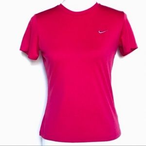 Nike Workout Top Size Small